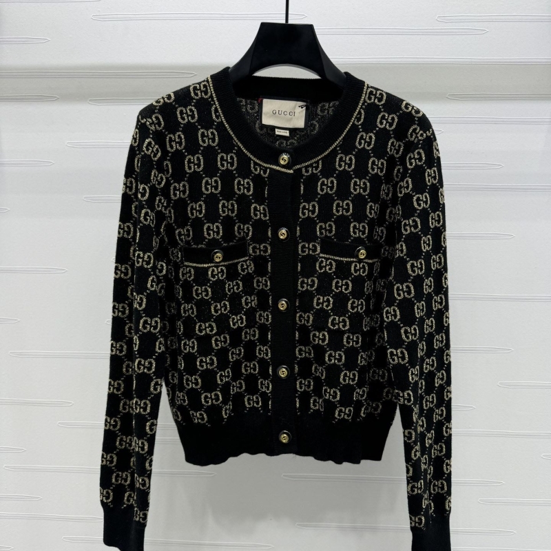 G*u*i coats